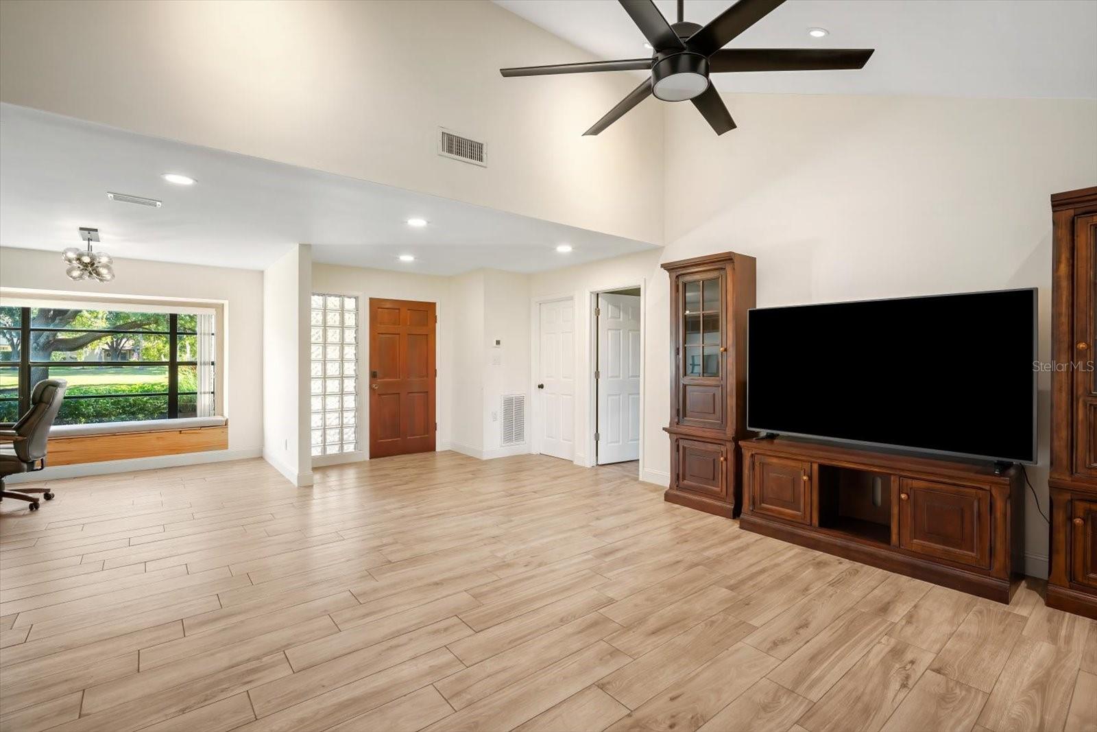 WALDEN LAKE SUB UN 1 - Residential