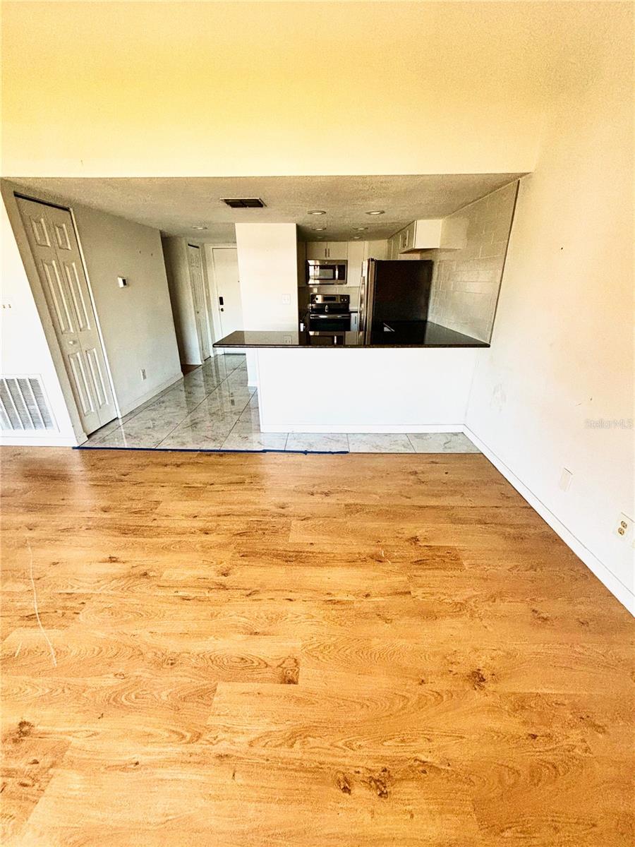 INVERNESS CONDO - Residential