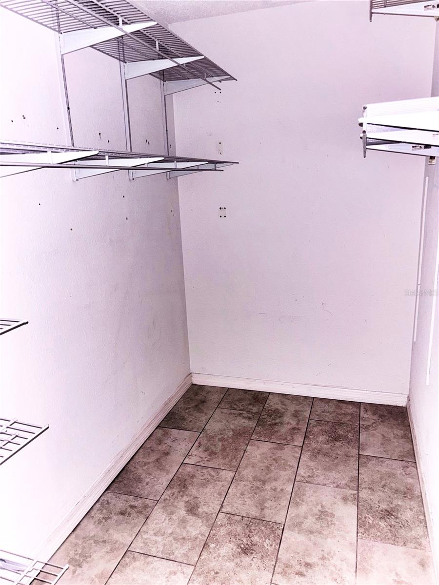 INVERNESS CONDO - Residential