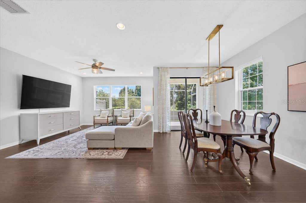 Photo of 11528 Crowned Sparrow Lane, Tampa, FL 33626 (MLS # TB8540234)