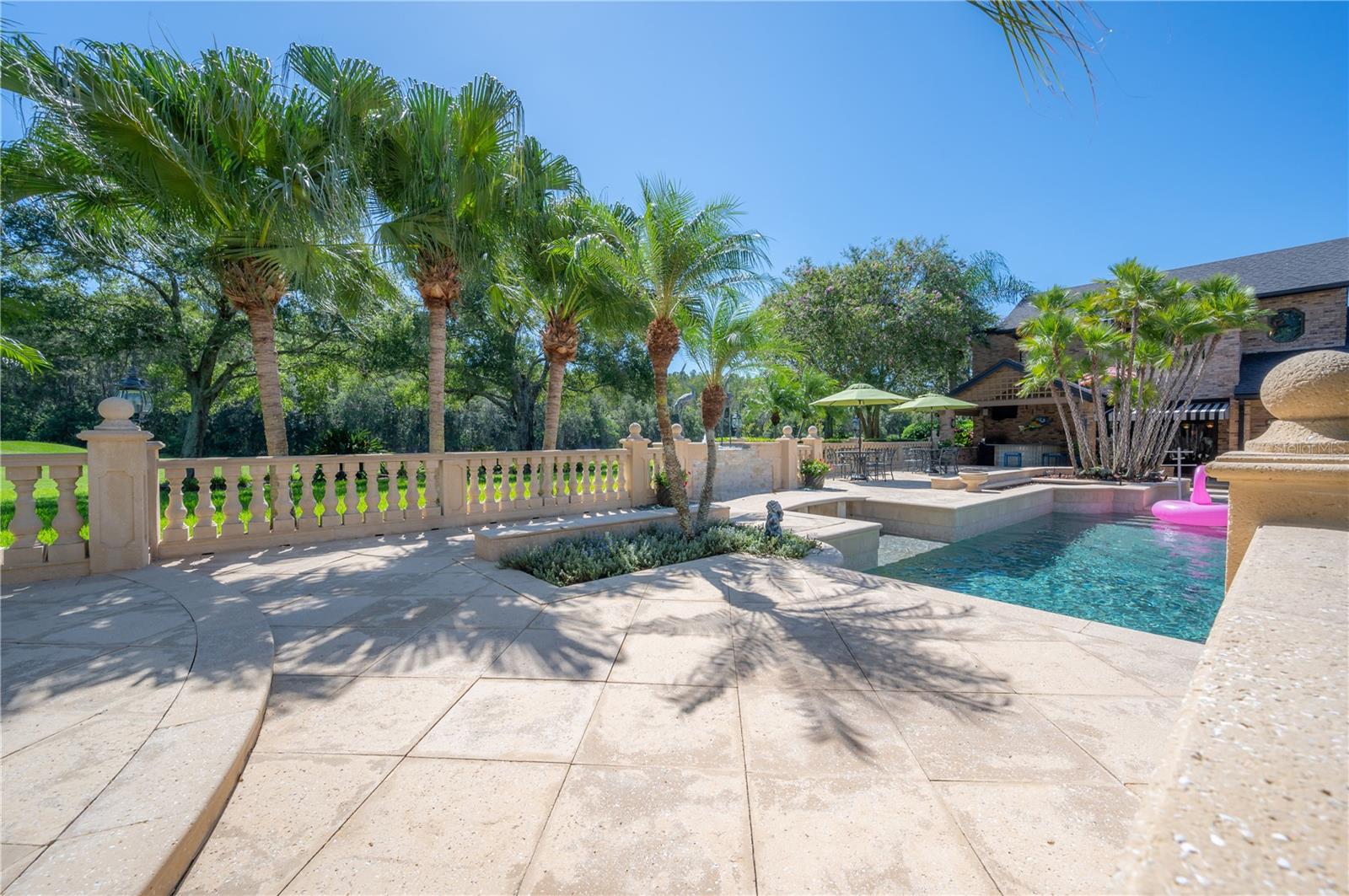 CHEVAL - Residential