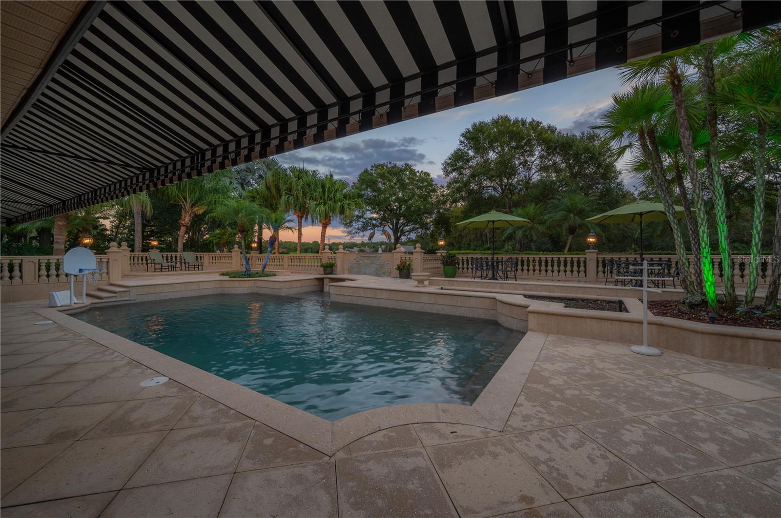 CHEVAL - Residential