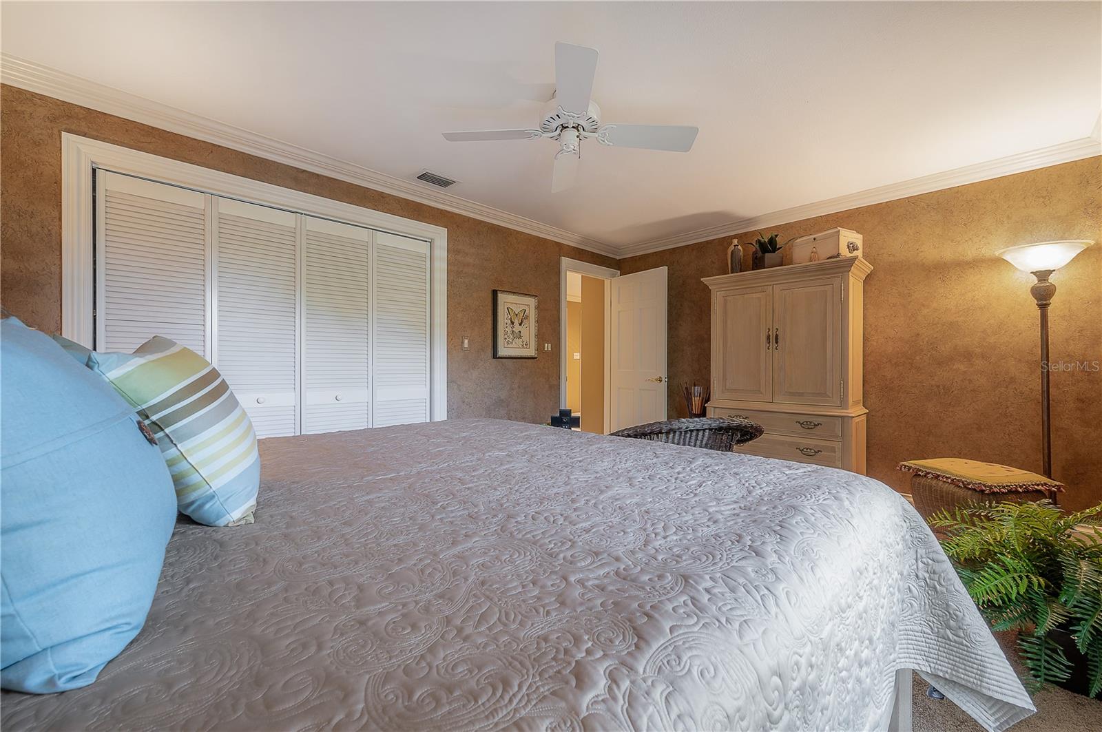 CHEVAL - Residential