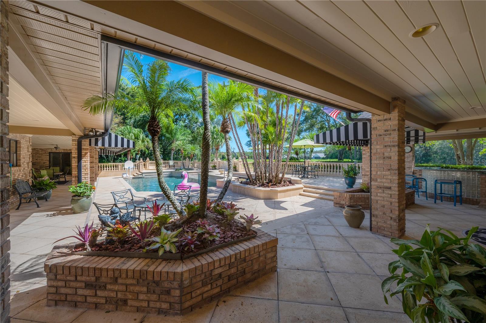 CHEVAL - Residential