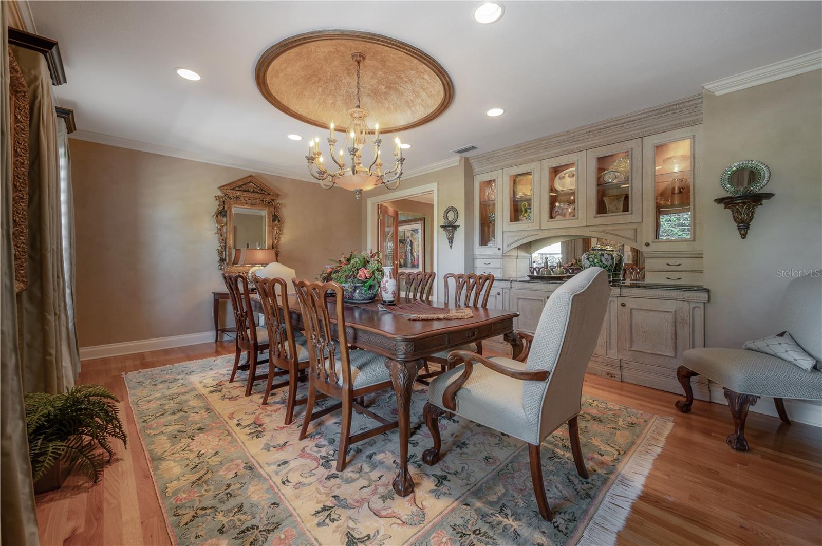 CHEVAL - Residential