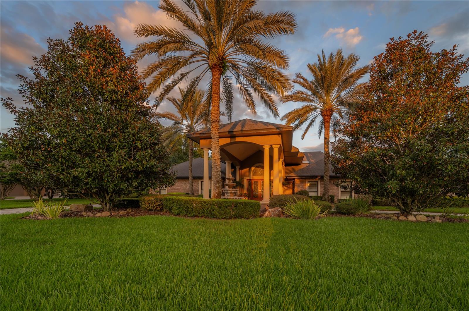 CHEVAL - Residential