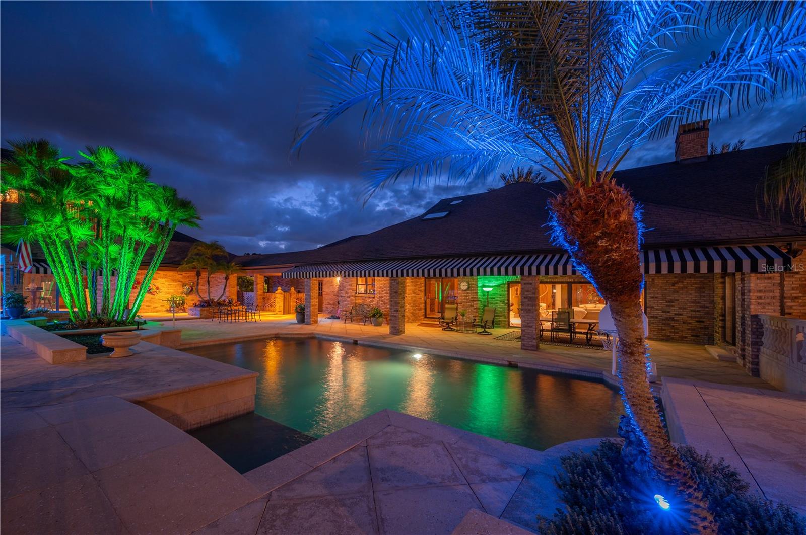 CHEVAL - Residential