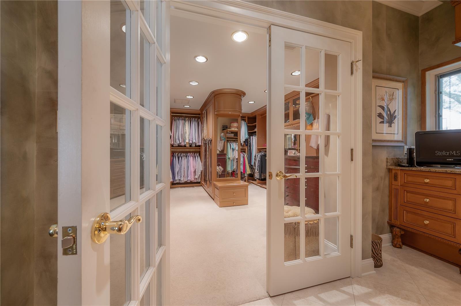 CHEVAL - Residential