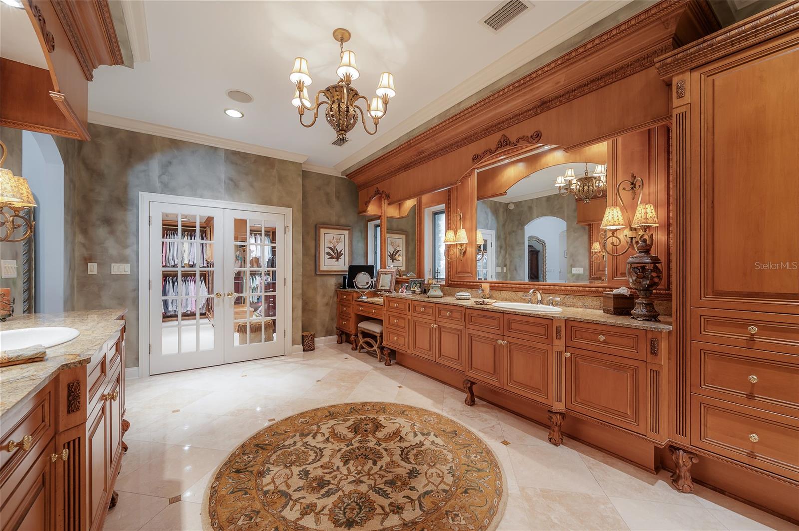 CHEVAL - Residential