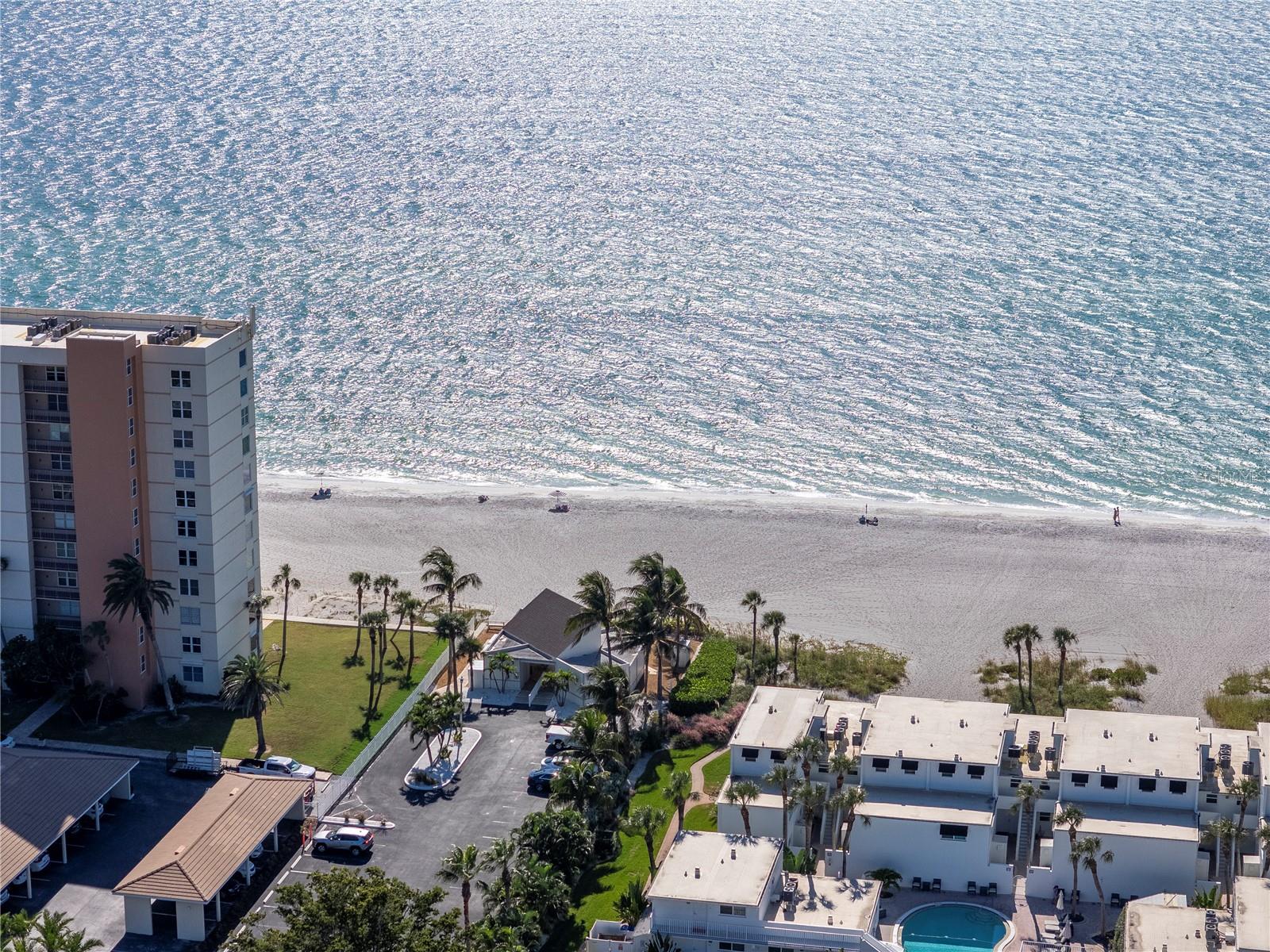 LONGBOAT HARBOUR - Residential