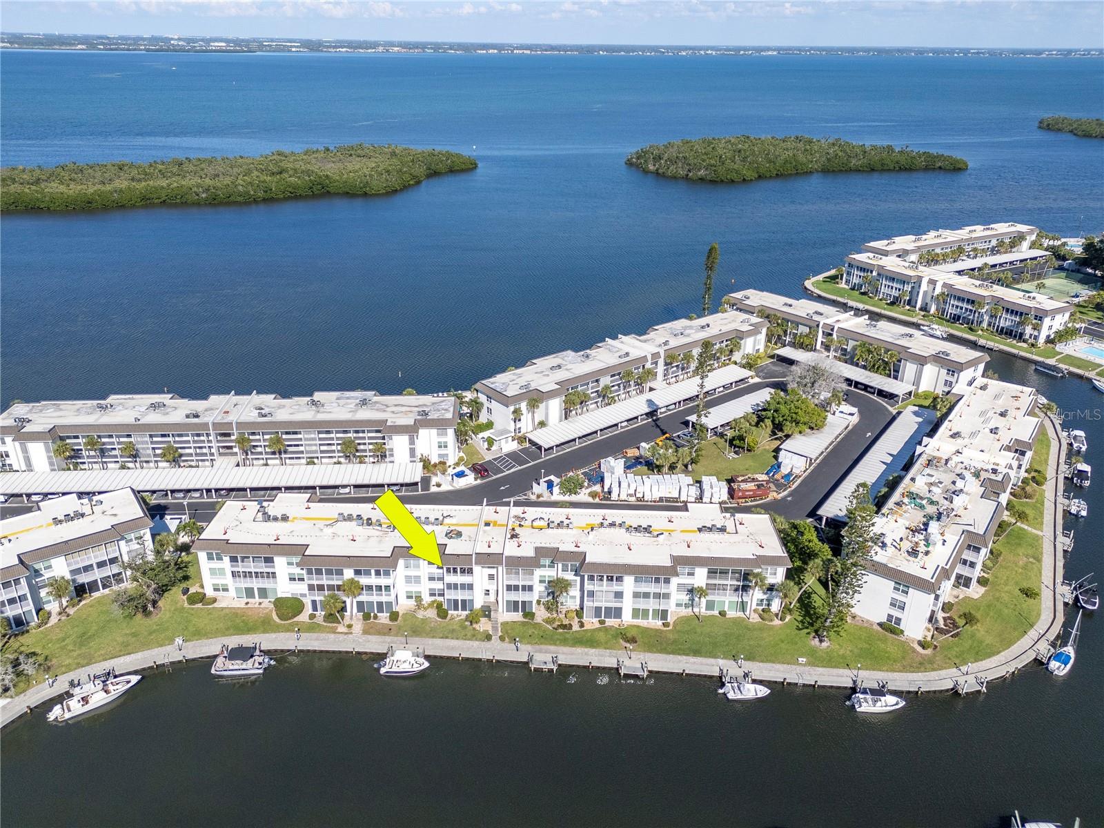 LONGBOAT HARBOUR - Residential