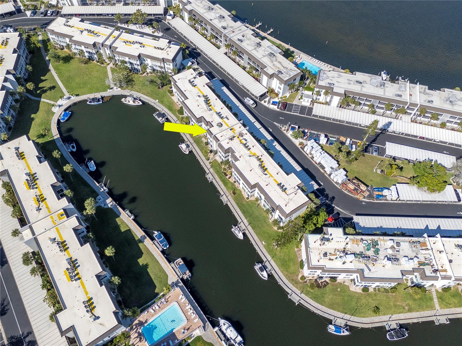 LONGBOAT HARBOUR - Residential