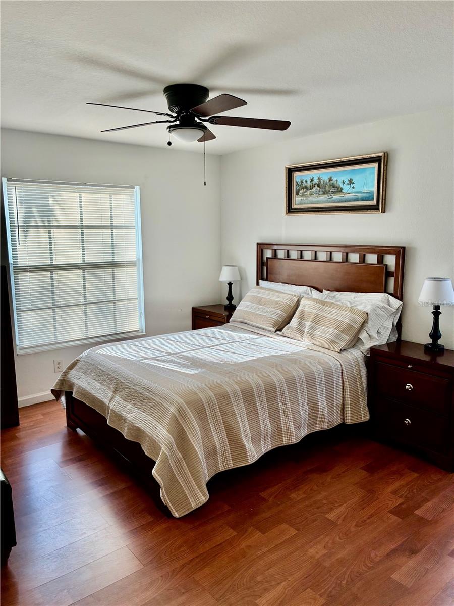 THE RESIDENCE - Residential