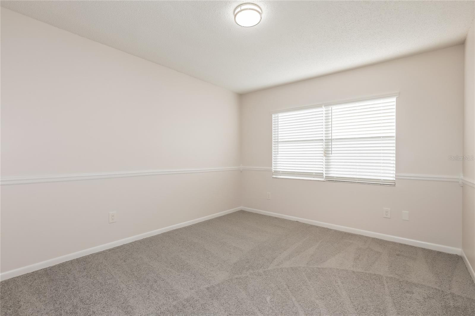 BRANDON-VALRICO HILLS ESTATES - Residential