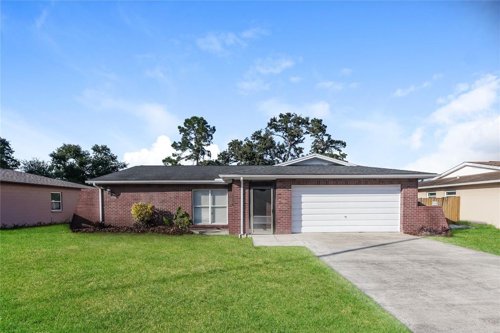 Photo of 2216 Valleybrook Avenue, Valrico, FL 33594 (MLS # TB8435169)
