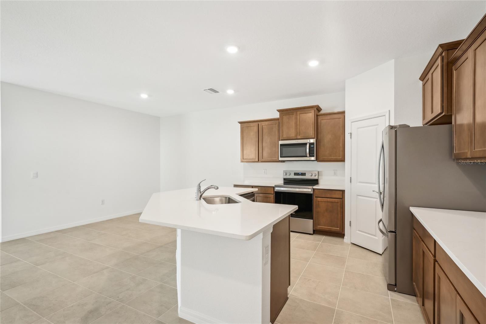 MIRADA - Residential Lease