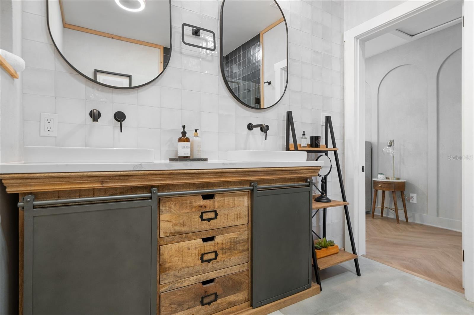 RIO VISTA - Residential