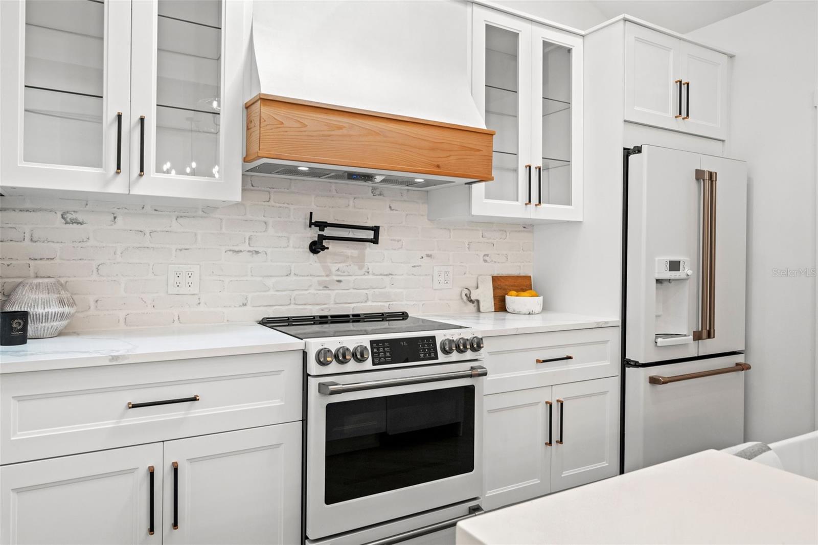 RIO VISTA - Residential