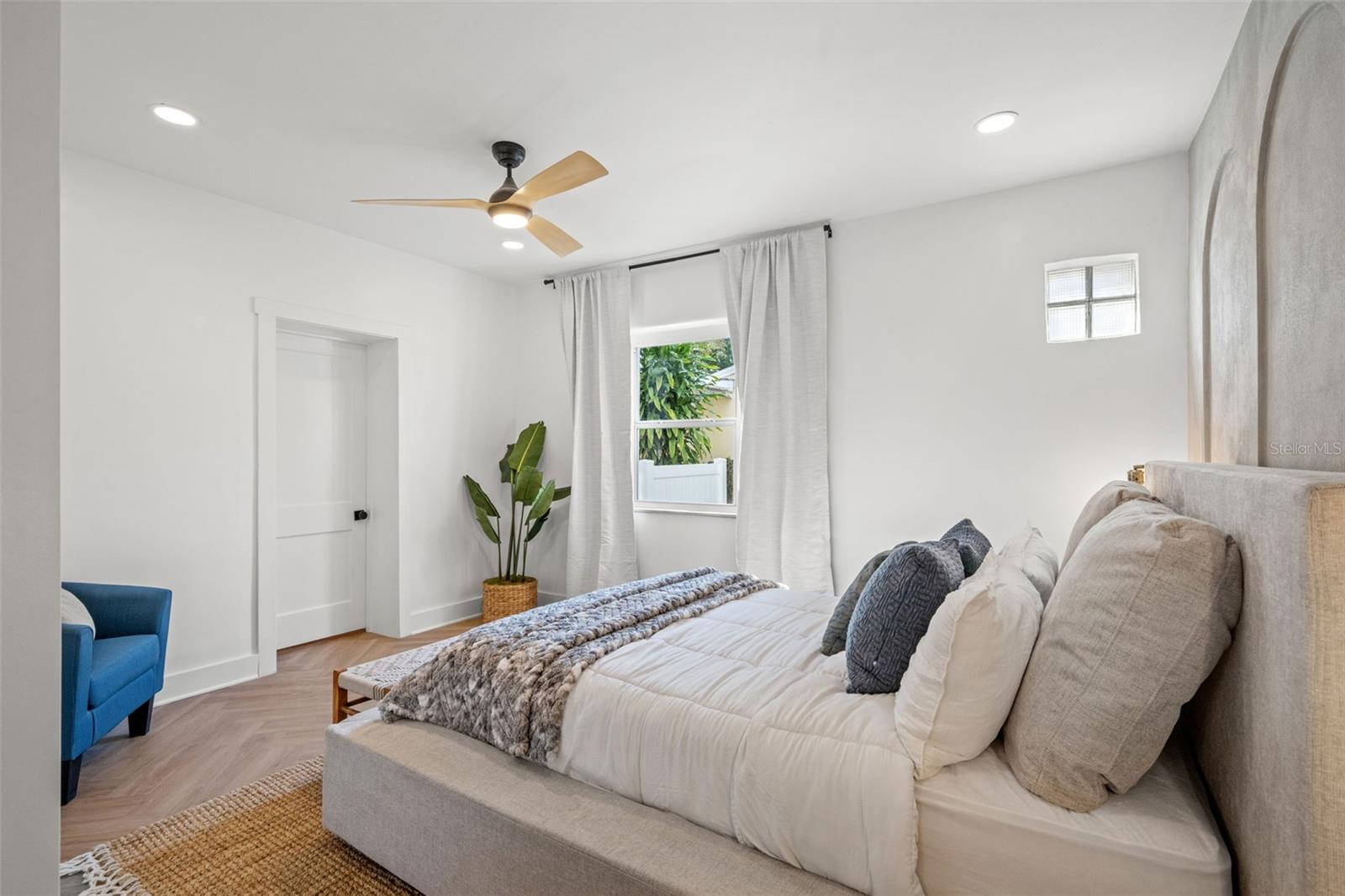 RIO VISTA - Residential