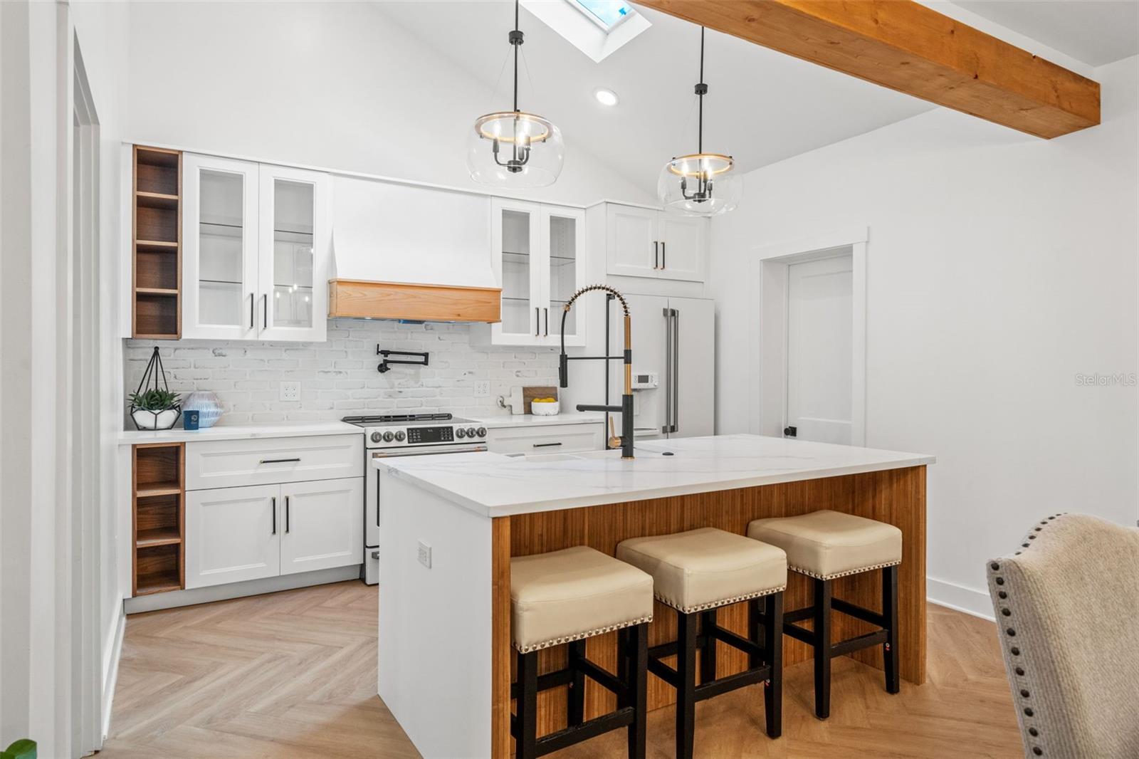 RIO VISTA - Residential