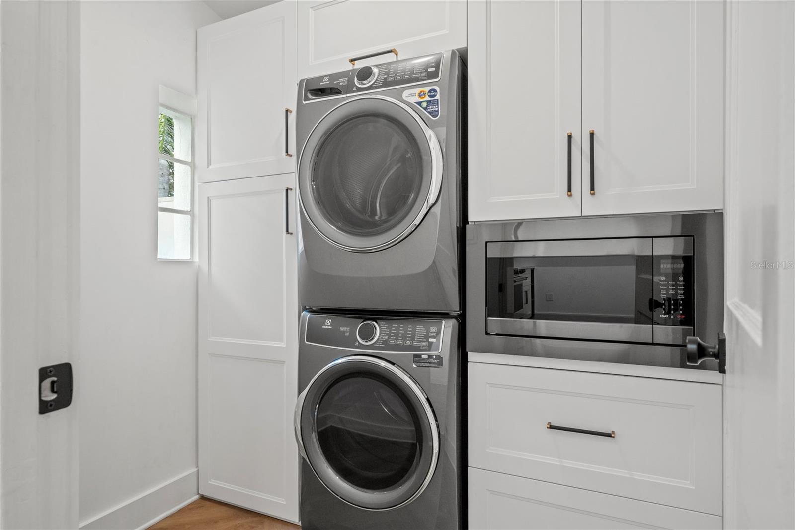 RIO VISTA - Residential