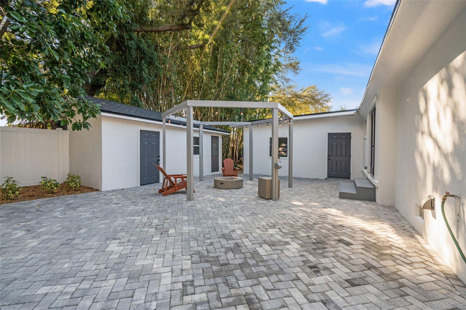 RIO VISTA - Residential