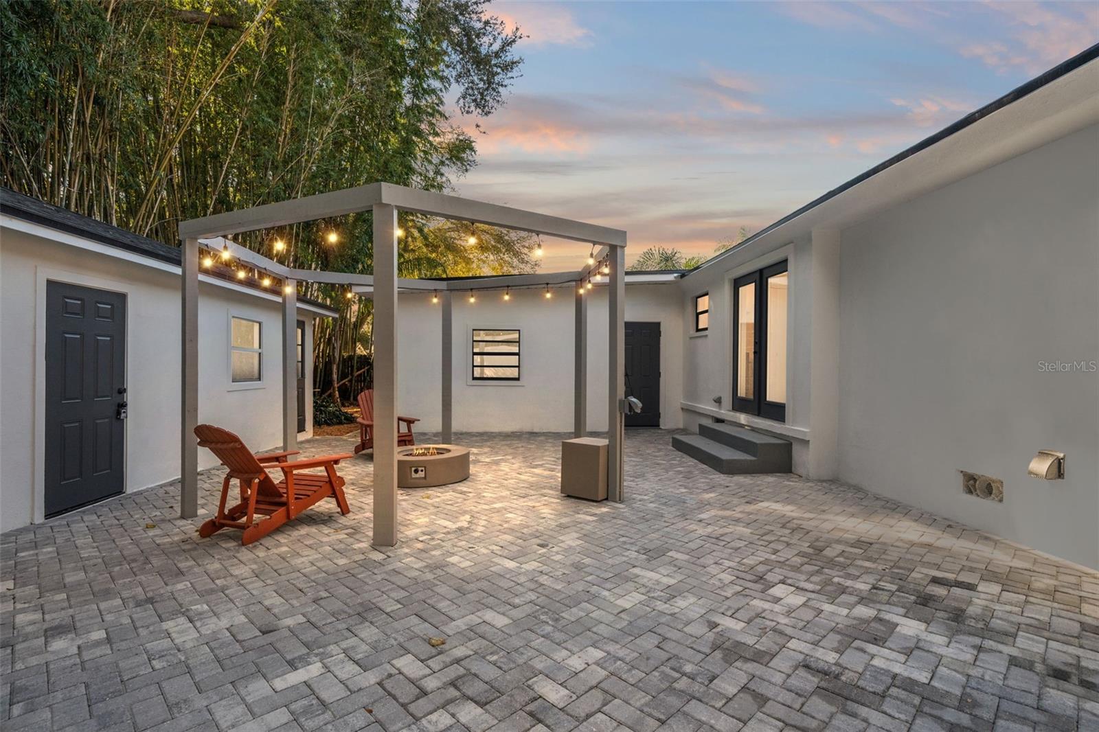 RIO VISTA - Residential