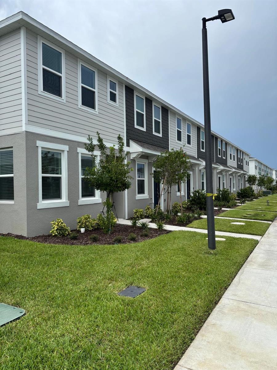 Be the very first to live in this freshly built 2-bedroom, 2.5-bath townhome! Enjoy brand-new stainless steel appliances, an in-unit washer/dryer, and a bright, open floor plan. The community offers plenty to love: a refreshing pool, a dedicated dog park, and green spaces perfect for leisure or play. Fantastic location—only 30 minutes to Disney, 45 minutes to Orlando International Airport, with shopping, dining, and major highways just around the corner. Don’t wait—schedule your private tour today!