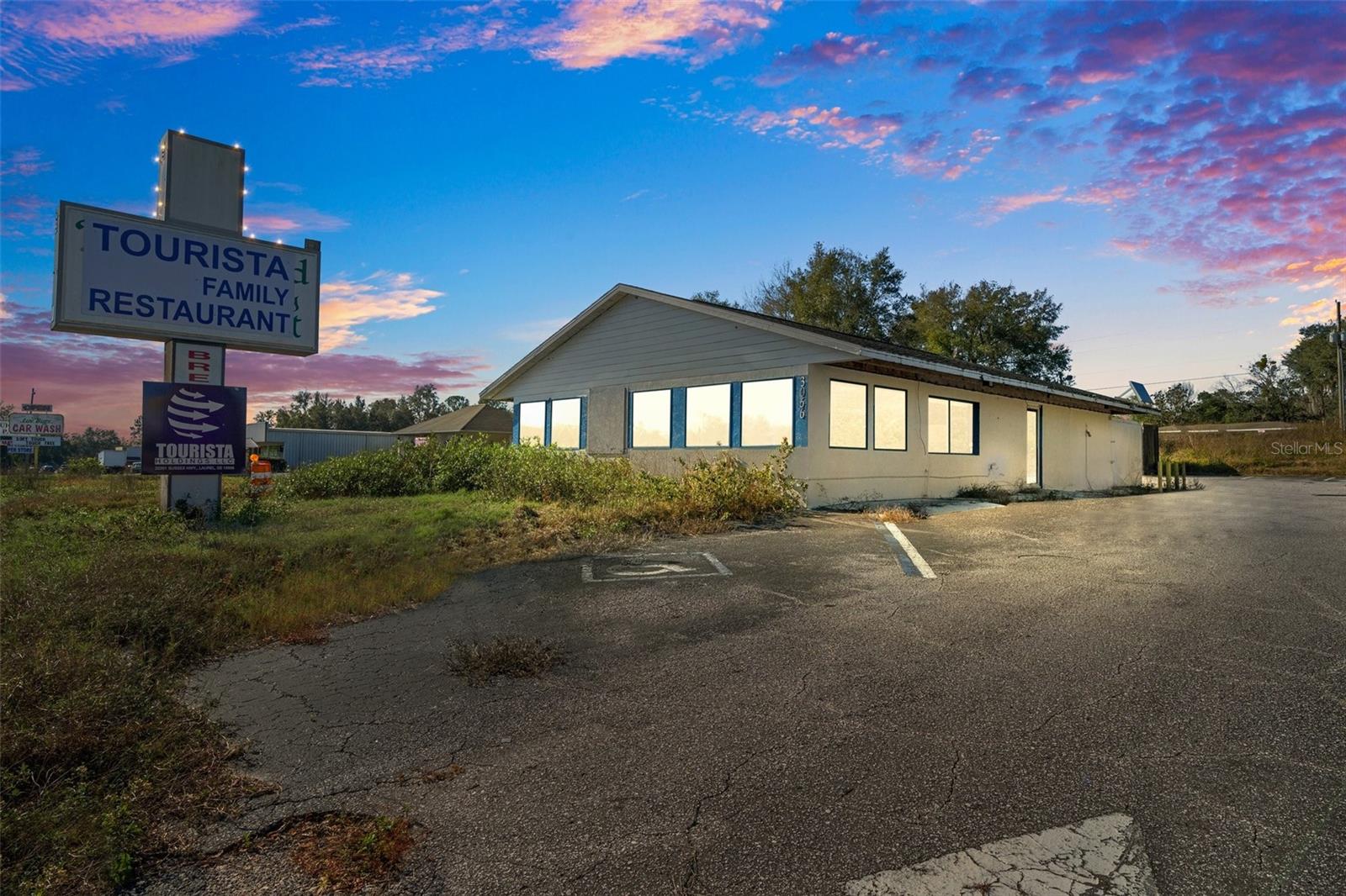 INVERNESS HIGHLANDS SOUTH - Commercial Sale