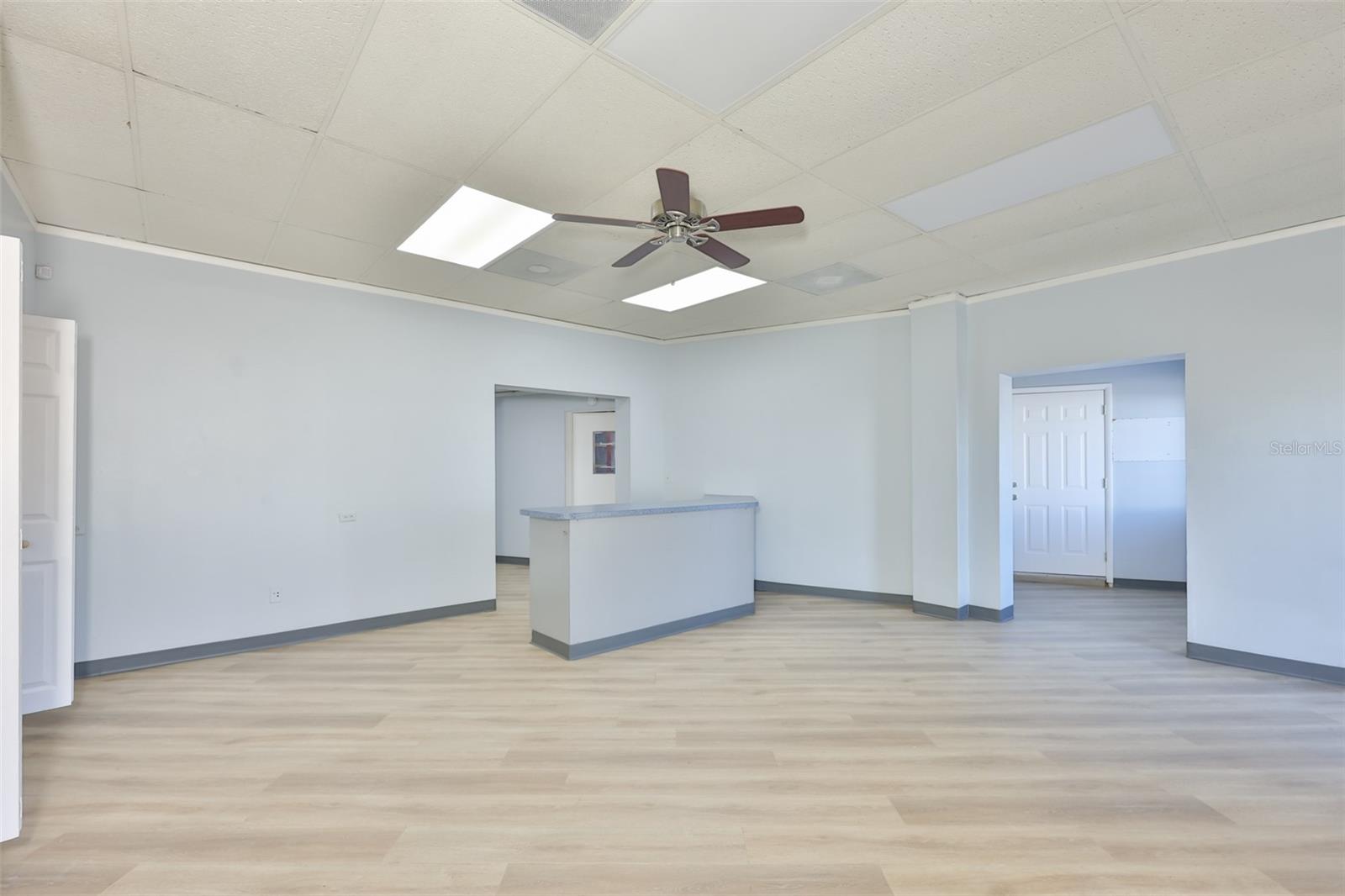 AVALON - Commercial Sale