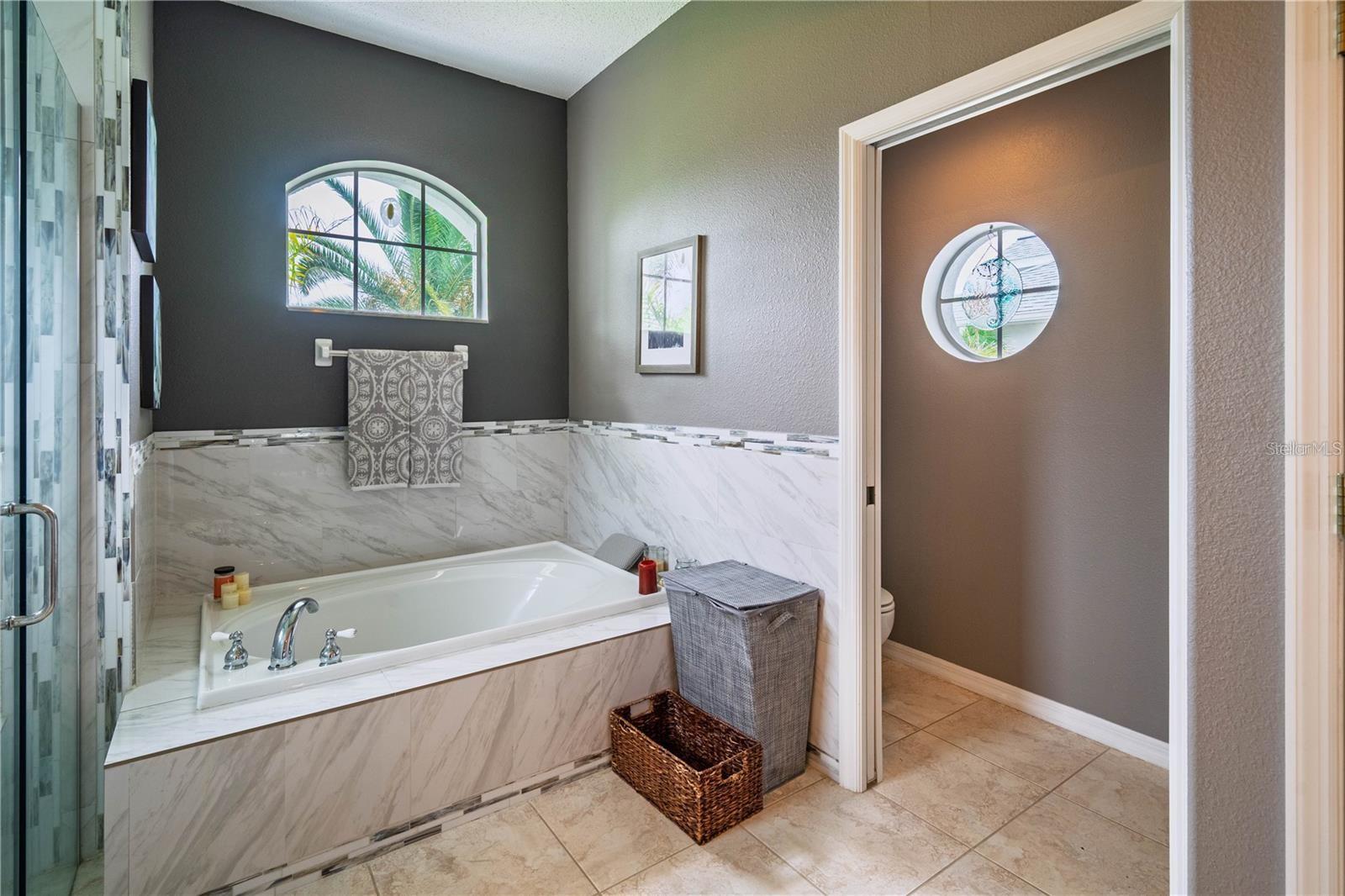 WOODLAND OAKS - Residential