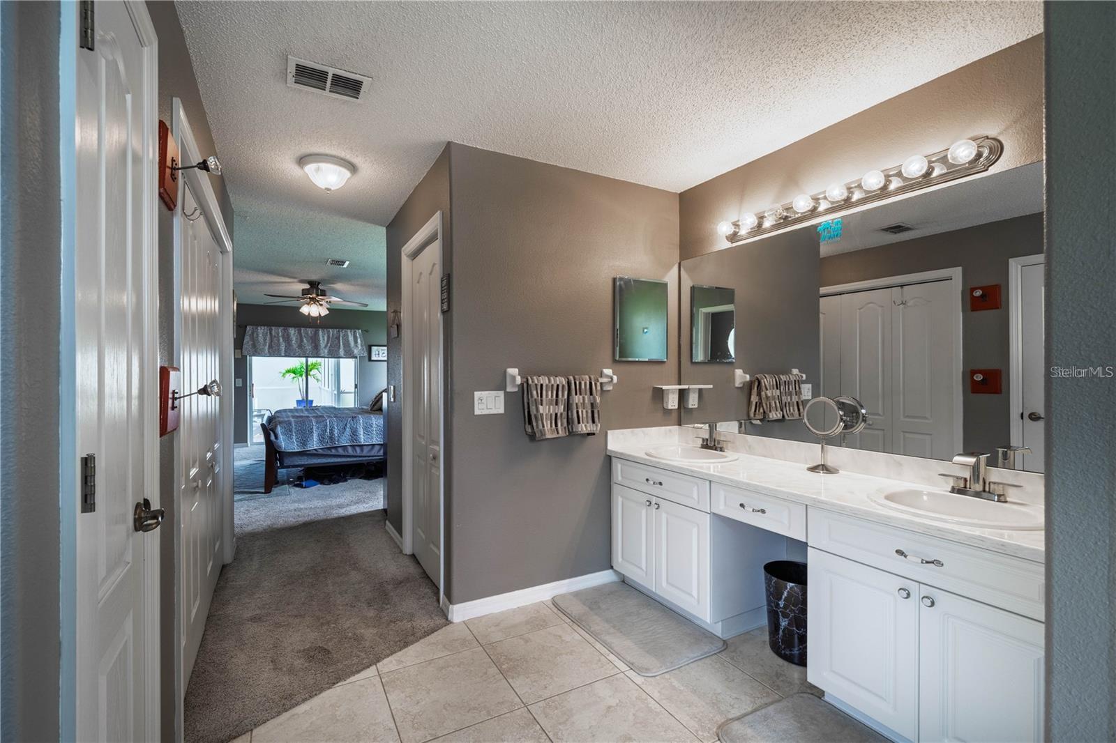 WOODLAND OAKS - Residential