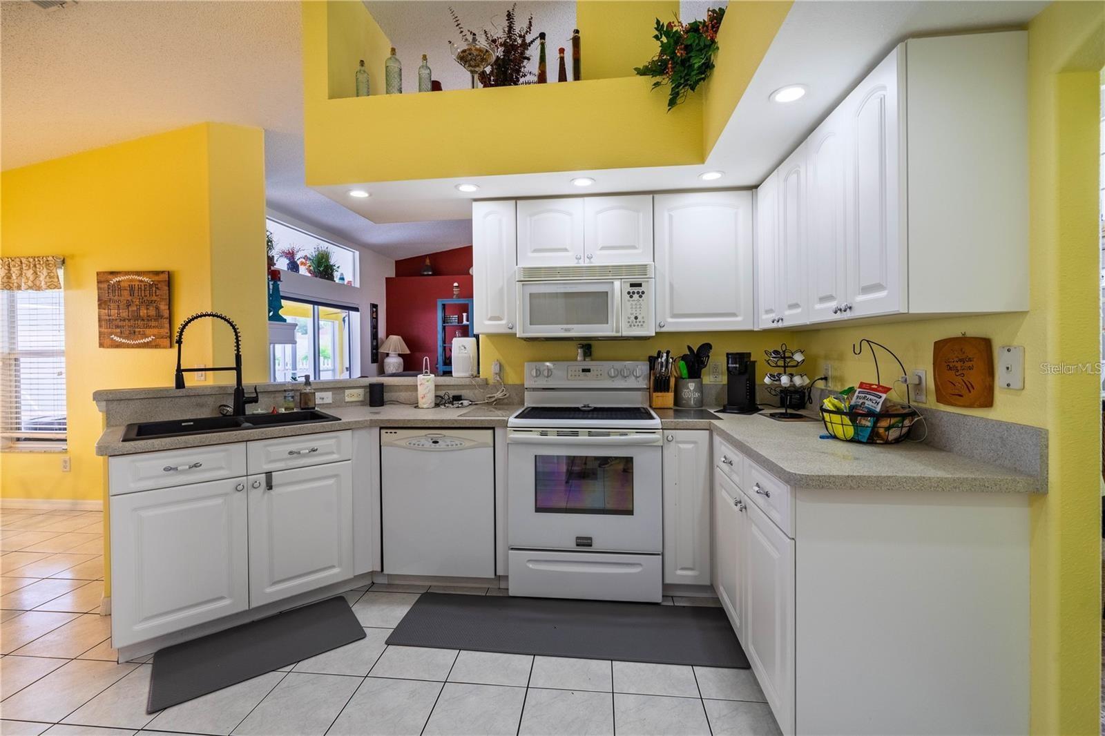 WOODLAND OAKS - Residential