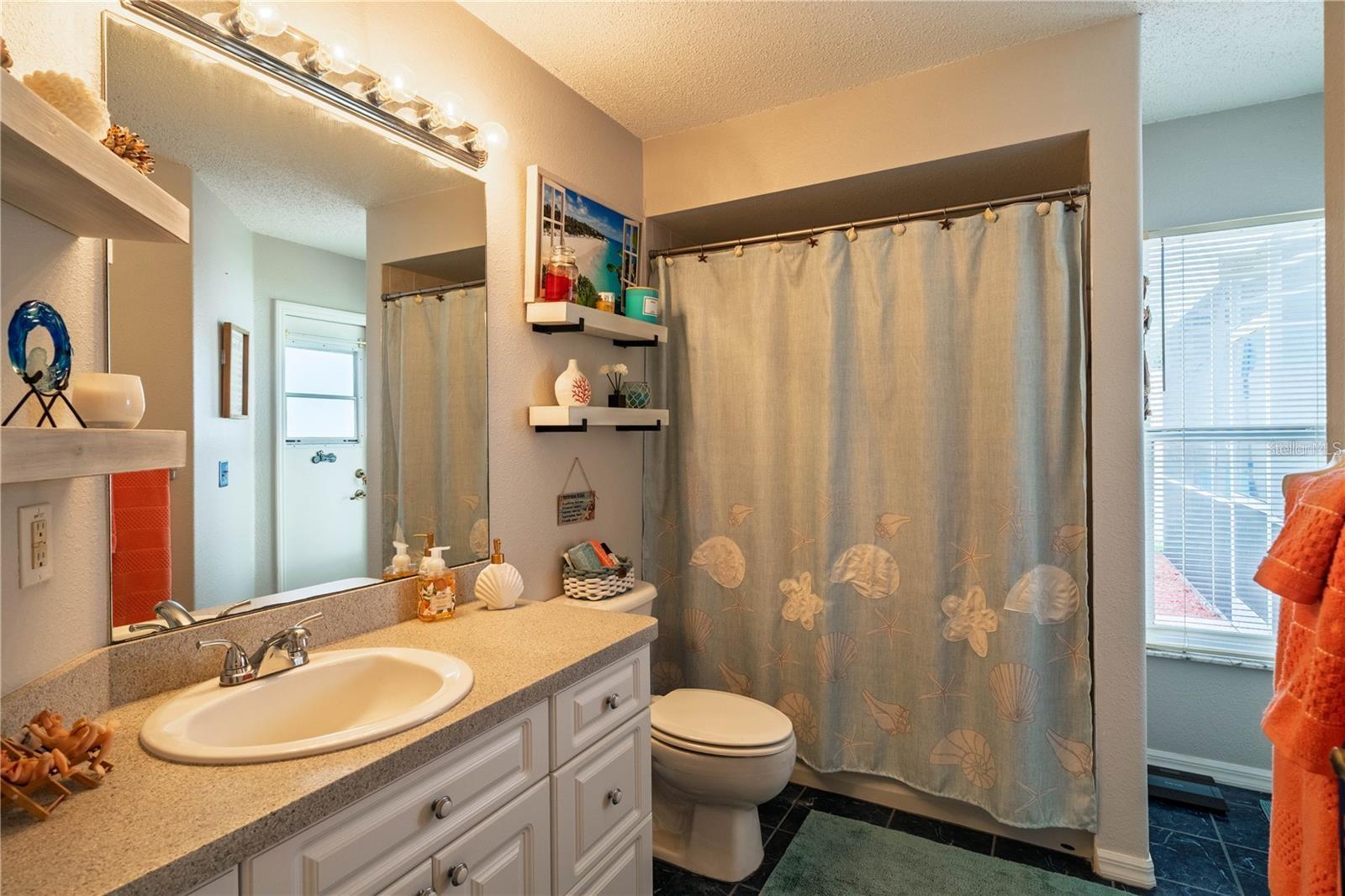 WOODLAND OAKS - Residential