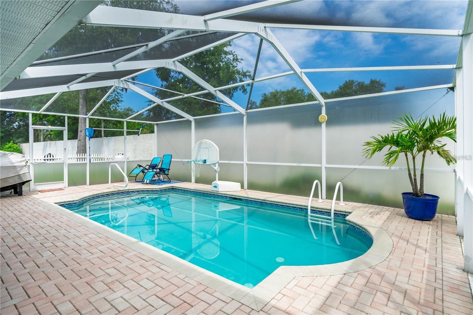 WOODLAND OAKS - Residential