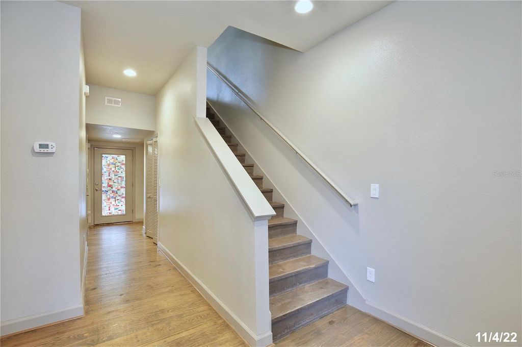 Photo of 1525 Illinois Street, Orlando, FL 32803 (MLS # O6366473)