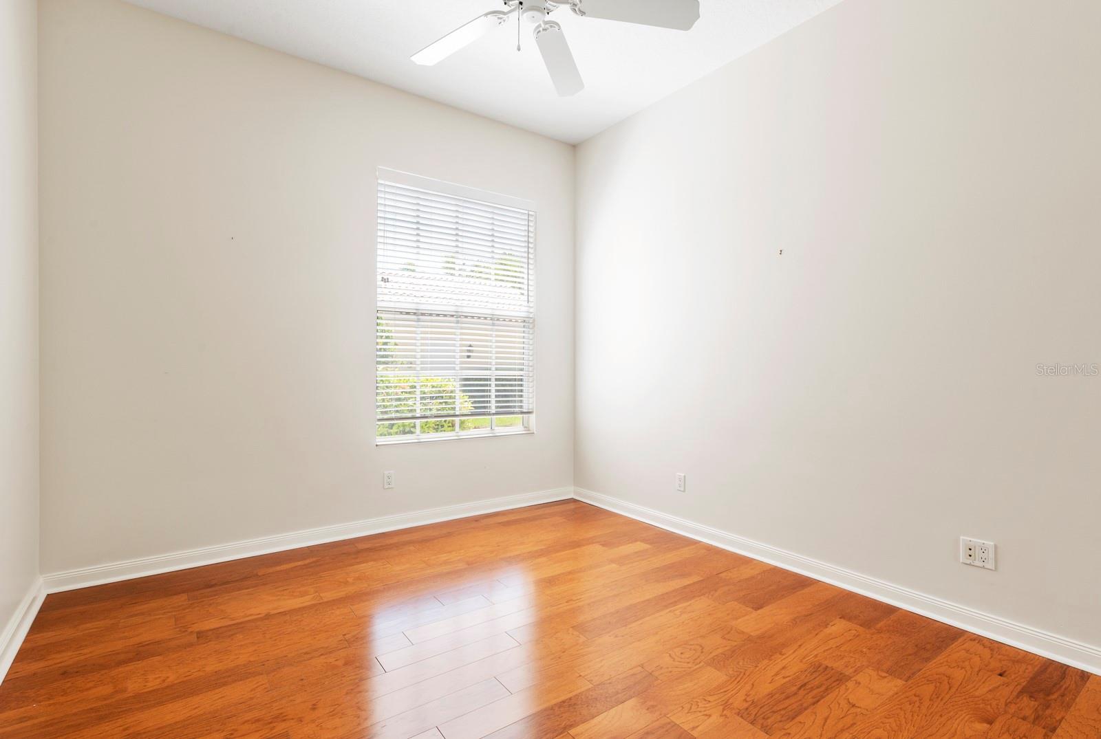 VILLAGEWALK - Residential