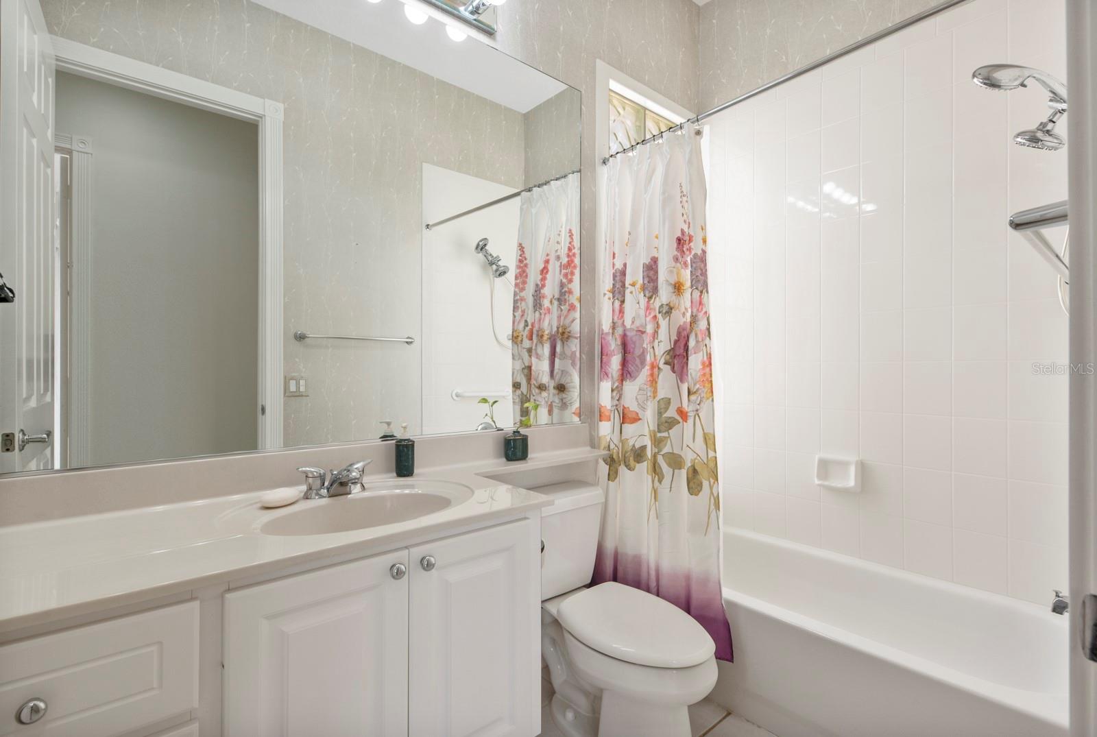 VILLAGEWALK - Residential