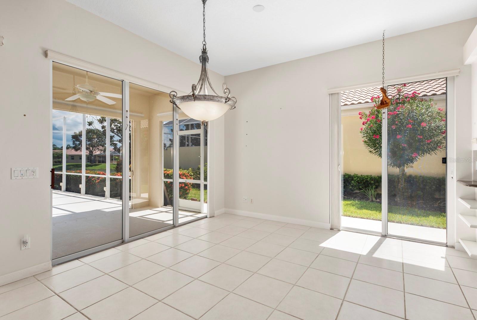 VILLAGEWALK - Residential