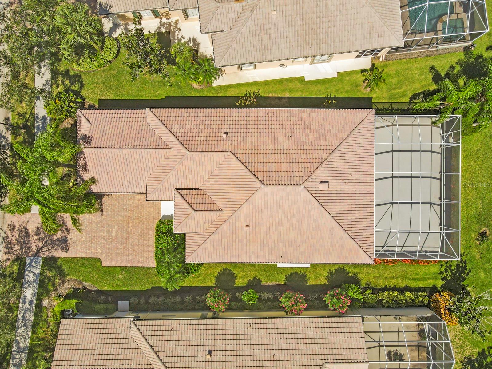 VILLAGEWALK - Residential