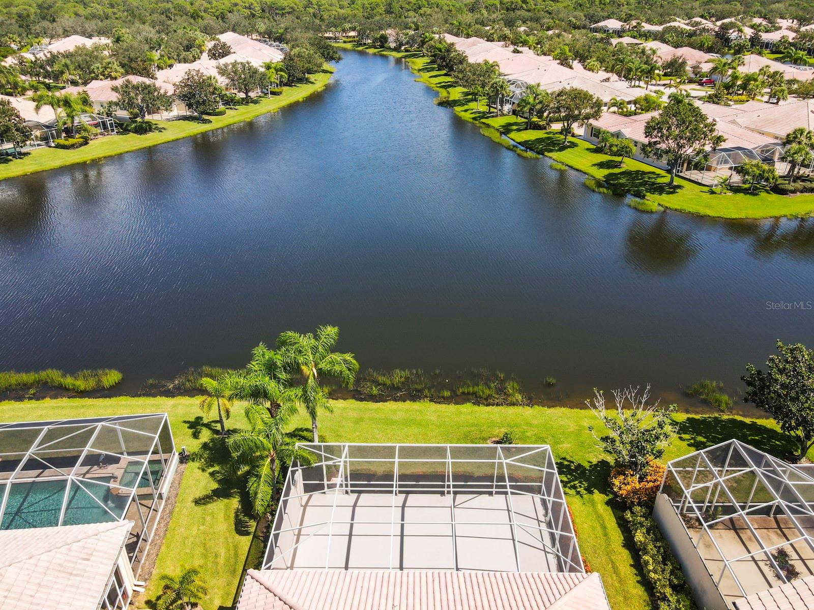 VILLAGEWALK - Residential