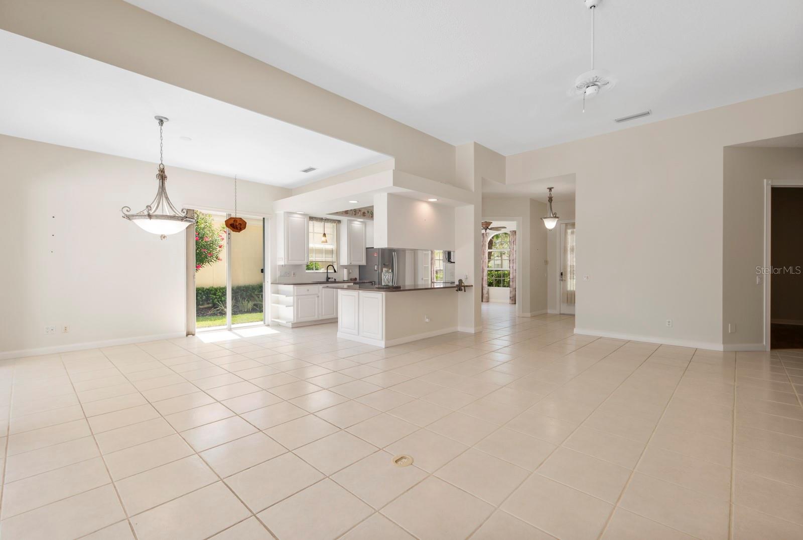 VILLAGEWALK - Residential