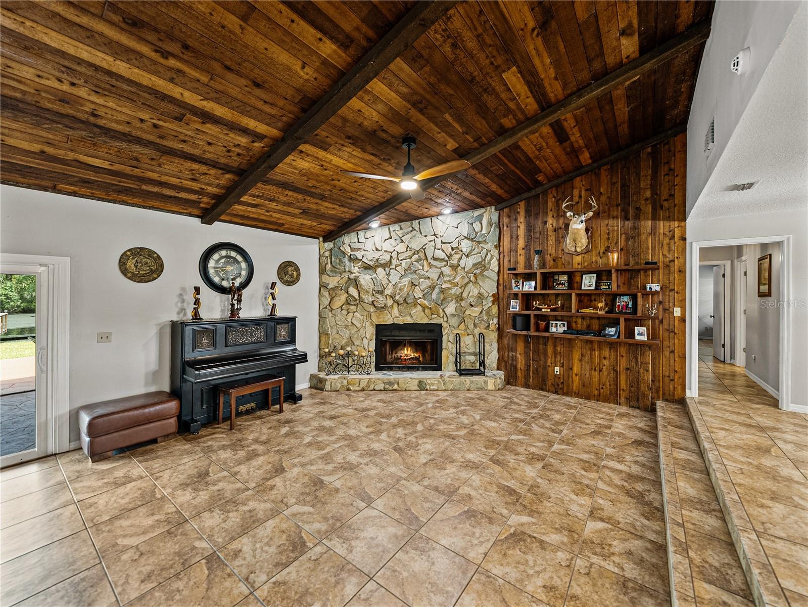 LAKE BERNADETTE GARDENS - Residential