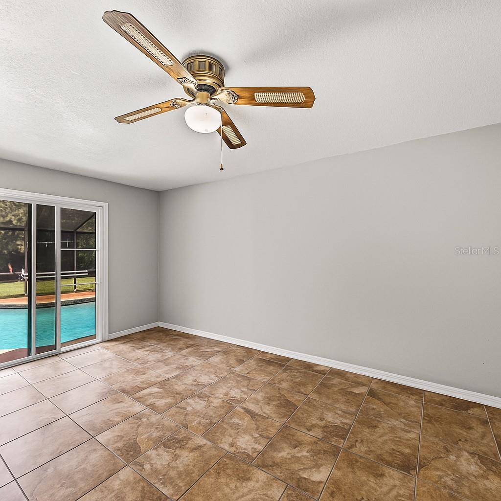 LAKE BERNADETTE GARDENS - Residential