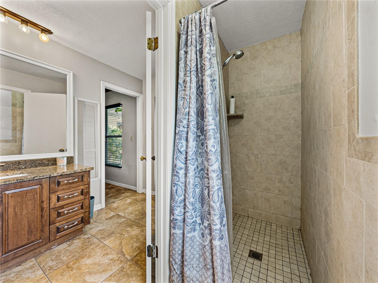 LAKE BERNADETTE GARDENS - Residential