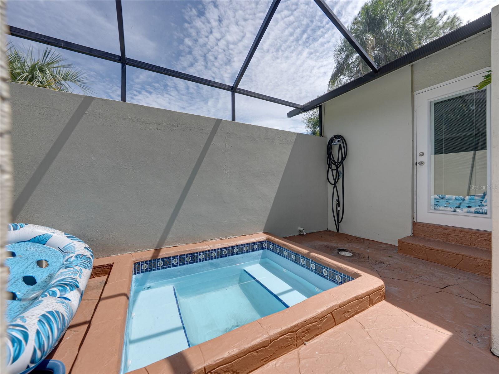 LAKE BERNADETTE GARDENS - Residential