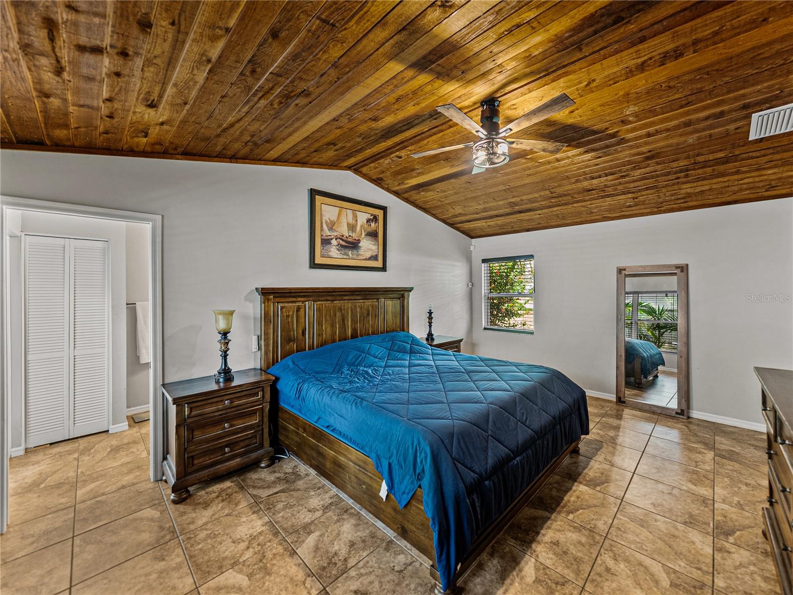 LAKE BERNADETTE GARDENS - Residential