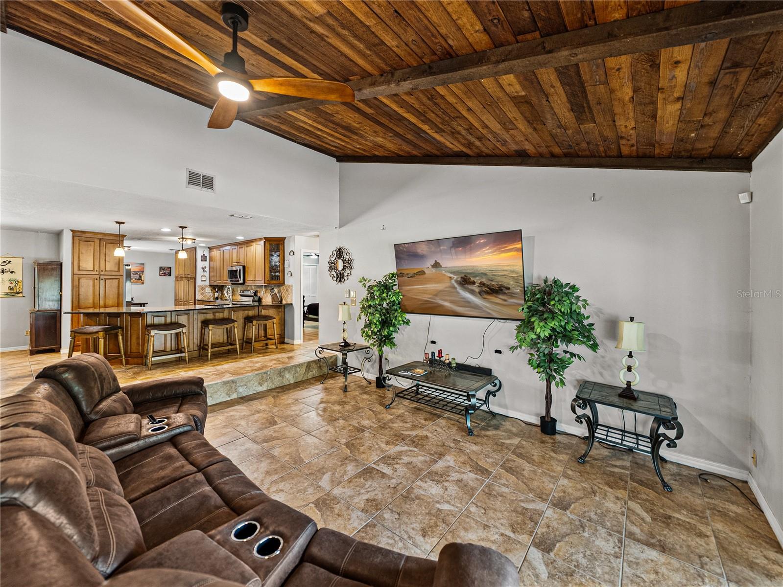 LAKE BERNADETTE GARDENS - Residential