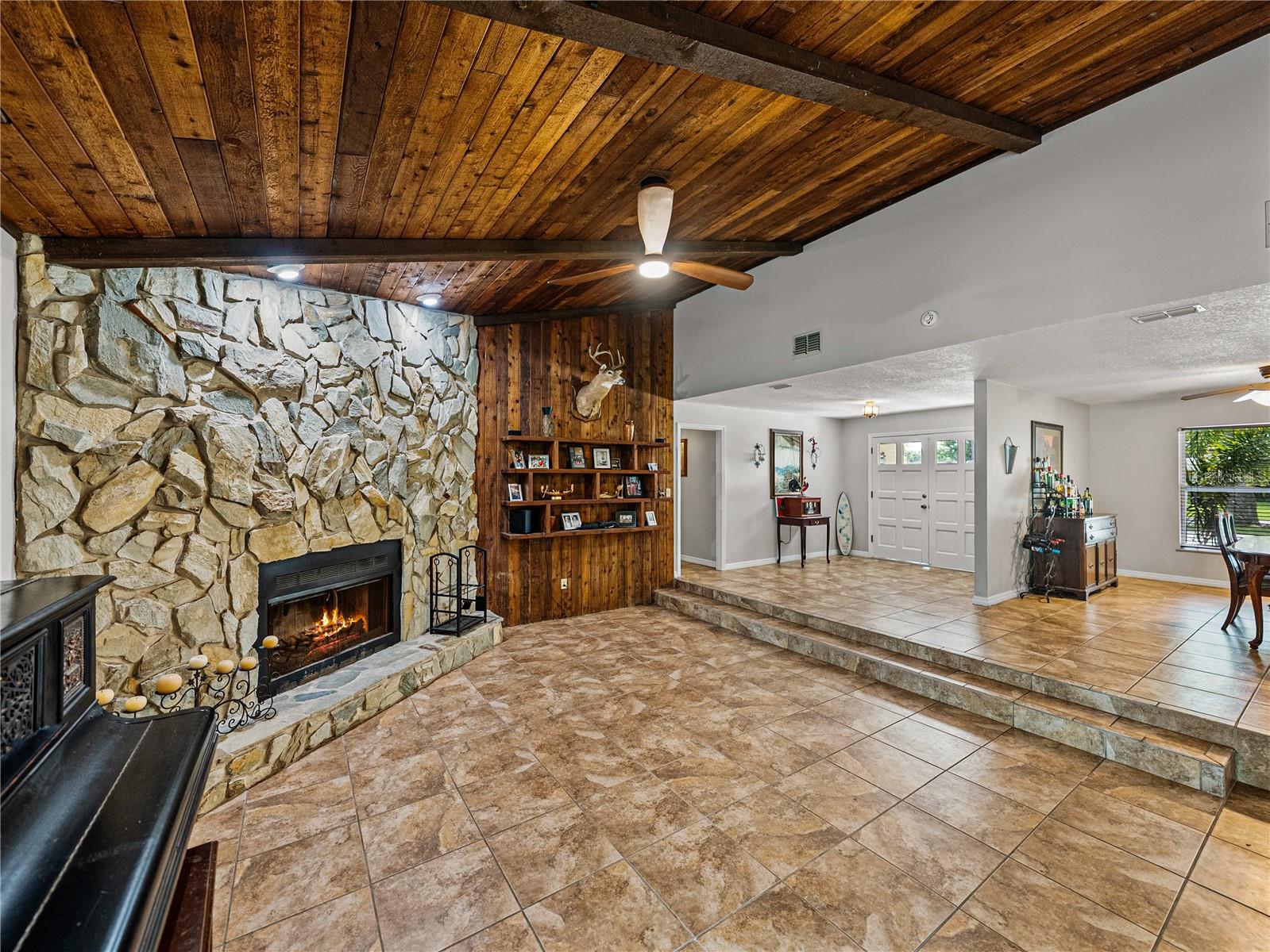 LAKE BERNADETTE GARDENS - Residential