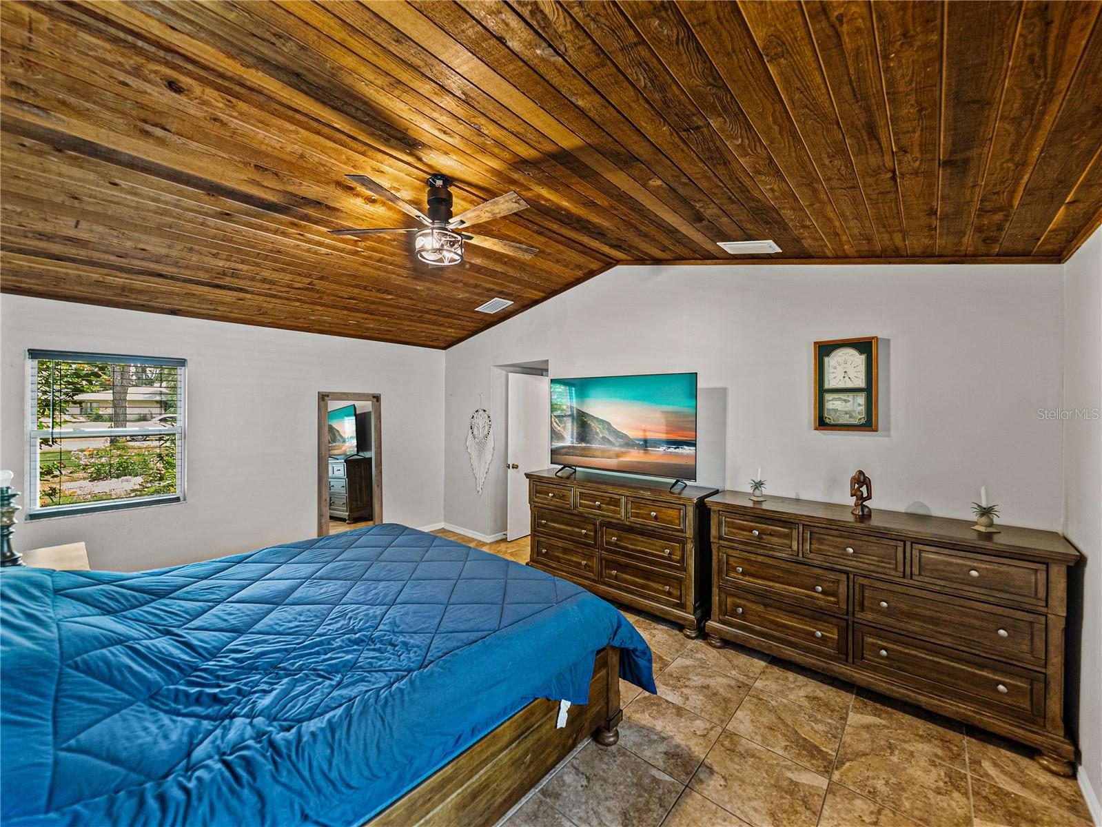 LAKE BERNADETTE GARDENS - Residential